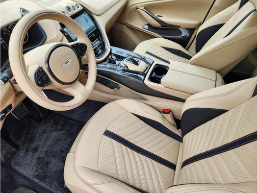 2023 Aston Martin DBX 707 SUV