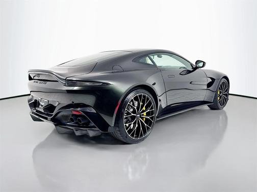 2022 Aston Martin Vantage Coupe