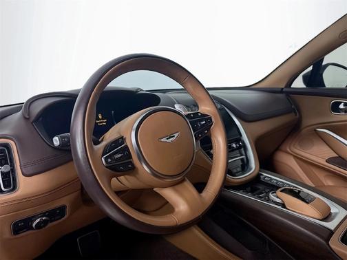2022 Aston Martin DBX SUV