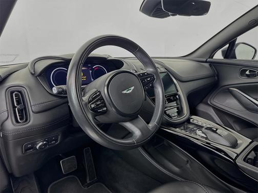 2021 Aston Martin DBX SUV