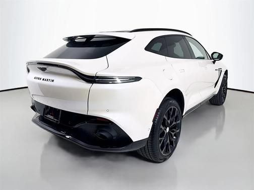 2021 Aston Martin DBX SUV