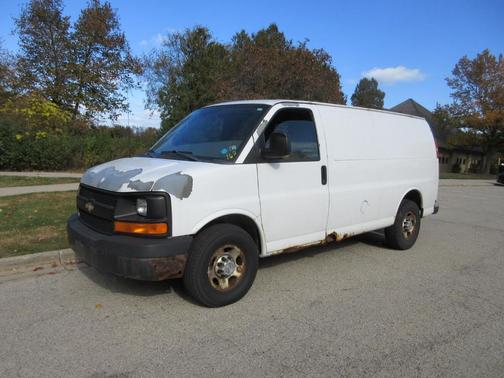 2010 Chevrolet Express 2500 Work Van