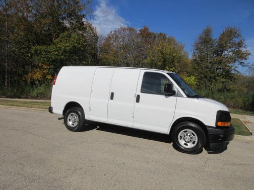 2017 Chevrolet Express 2500 Work Van