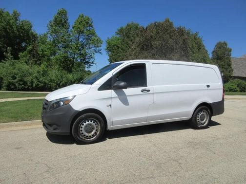 White 2019 Mercedes-Benz Metris Base