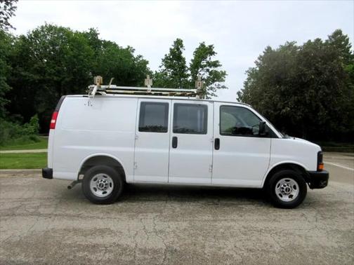 2010 GMC Savana 2500 Base