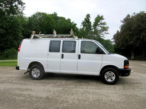 2010 GMC Savana 2500 Base