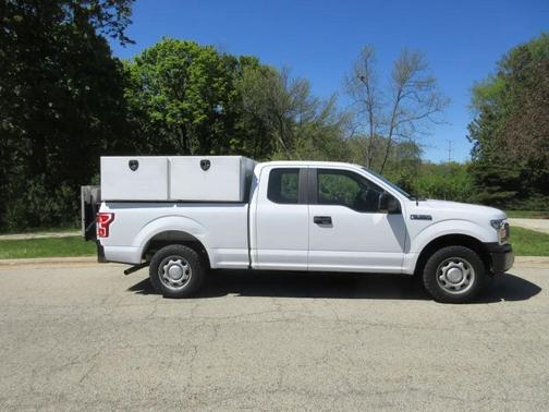 White 2018 Ford F-150 XL