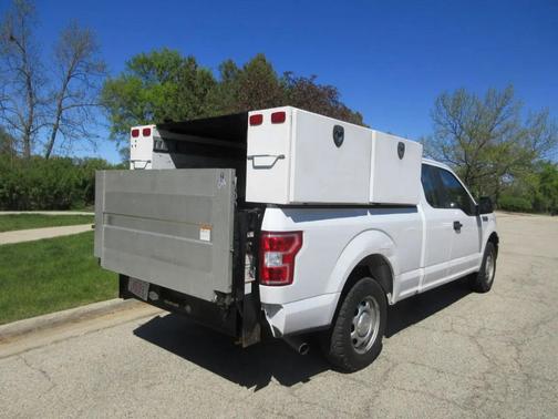 White 2018 Ford F-150 XL