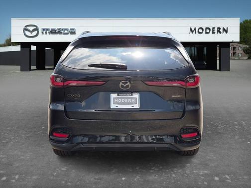 Jet Black Mica 2026 Mazda CX-70 3.3 TURBO PREFERRED