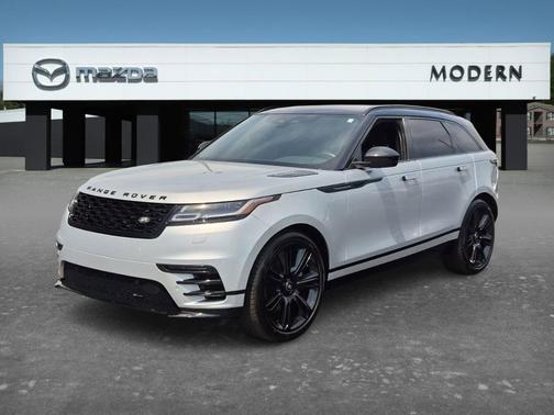 Hakuba Silver 2023 Land Rover Range Rover Velar R-Dynamic S