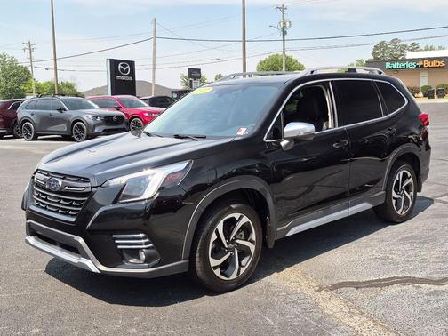 Crystal Black Silica 2022 Subaru Forester Touring