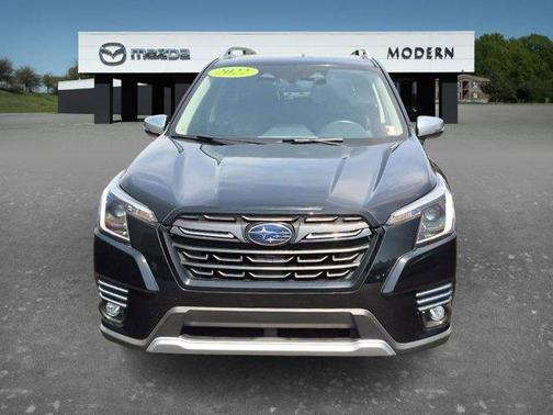 Crystal Black Silica 2022 Subaru Forester Touring