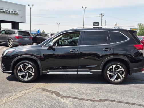 Crystal Black Silica 2022 Subaru Forester Touring