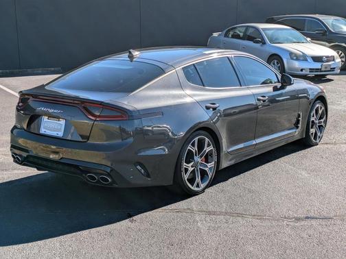 2021 Kia Stinger GT1