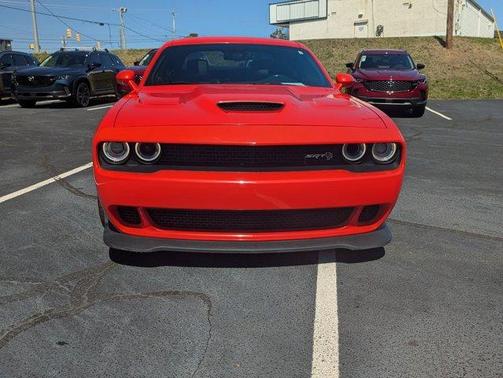 2016 Dodge Challenger SRT Hellcat