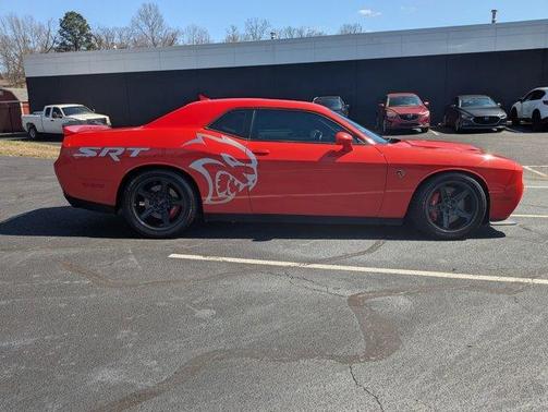 2016 Dodge Challenger SRT Hellcat