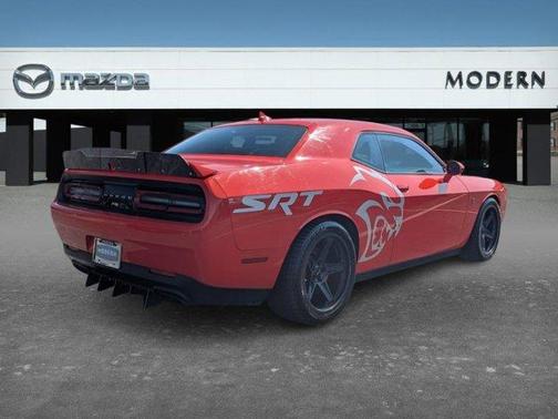 2016 Dodge Challenger SRT Hellcat