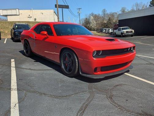 2016 Dodge Challenger SRT Hellcat