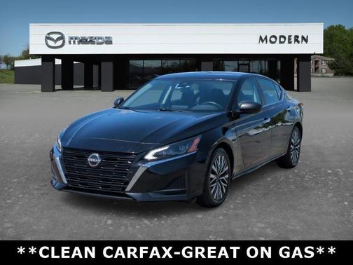 Black 2024 Nissan Altima 2.5 SV