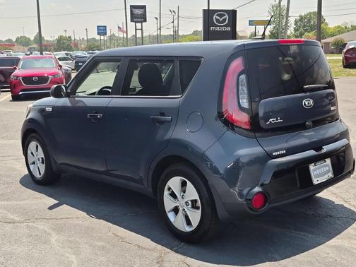 Blue 2016 Kia Soul +