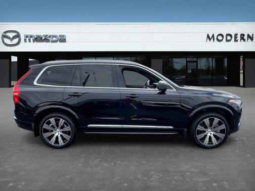 2024 Volvo XC90 Recharge Plug-In Hybrid T8 Ultimate Bright Theme 7-Seater