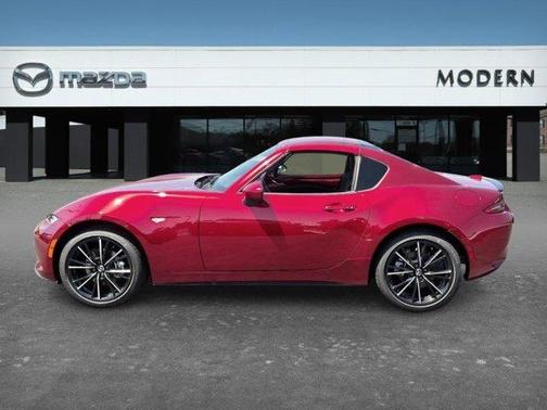 Soul Red Crystal Metallic 2026 Mazda MX-5 Miata Grand Touring