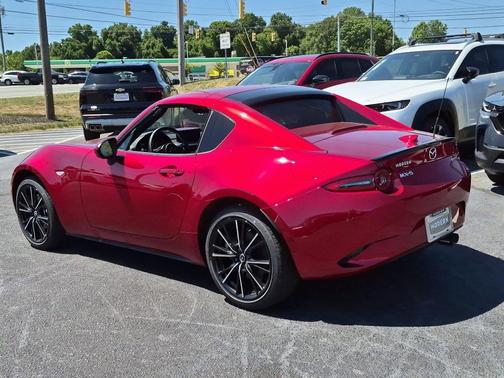 Soul Red Crystal Metallic 2026 Mazda MX-5 Miata Grand Touring