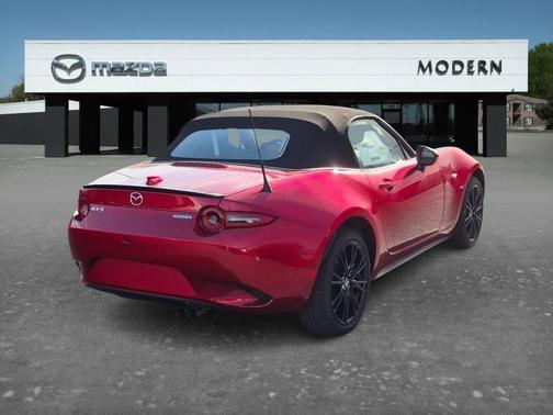 Soul Red Crystal Metallic 2026 Mazda MX-5 Miata Club