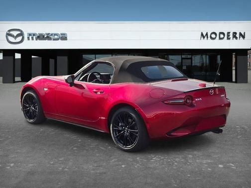Soul Red Crystal Metallic 2026 Mazda MX-5 Miata Club