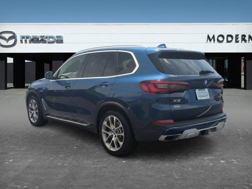 Blue 2022 BMW X5 PHEV xDrive45e