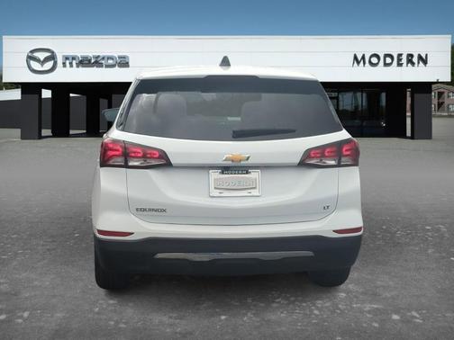 White 2024 Chevrolet Equinox LT