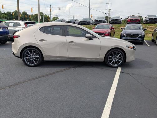2025 Mazda Mazda3 FWD w/Preferred Package