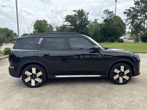 2025 MINI Countryman S