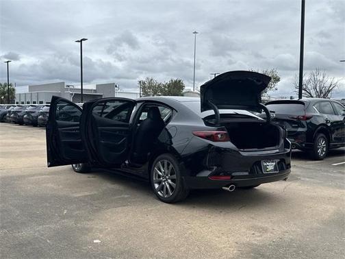 2025 Mazda Mazda3 FWD w/Preferred Package