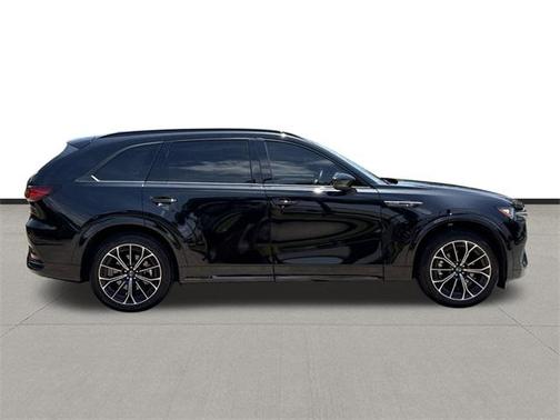 2025 Mazda CX-70 CX-70