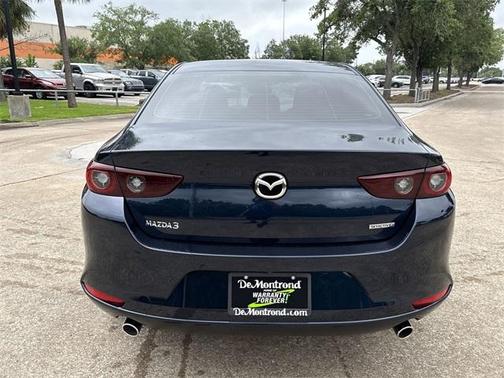 2025 Mazda Mazda3 FWD w/Preferred Package