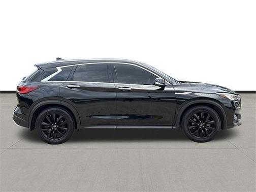 2022 INFINITI QX50 Luxe