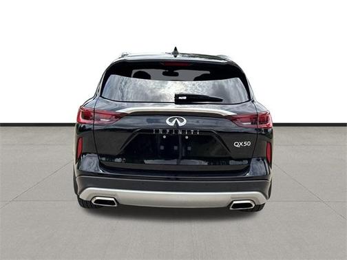 2022 INFINITI QX50 Luxe