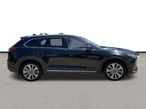 2022 Mazda CX-9 Signature