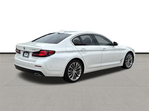 2021 BMW 540 i