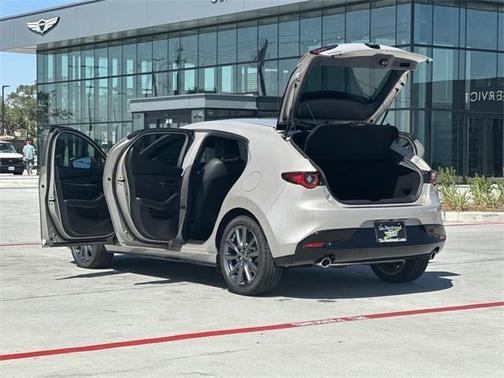 2025 Mazda Mazda3 FWD w/Preferred Package