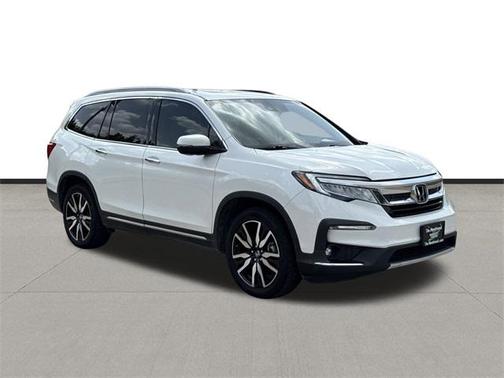 2022 Honda Pilot Touring 7-Passenger