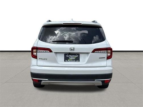 2022 Honda Pilot Touring 7-Passenger
