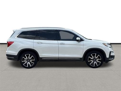 2022 Honda Pilot Touring 7-Passenger