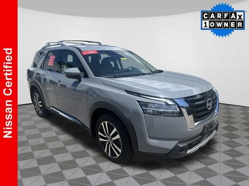 2024 Nissan Pathfinder Platinum