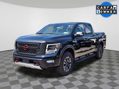 2024 Nissan Titan PRO-4X
