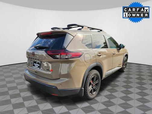 2025 Nissan Rogue Rock Creek