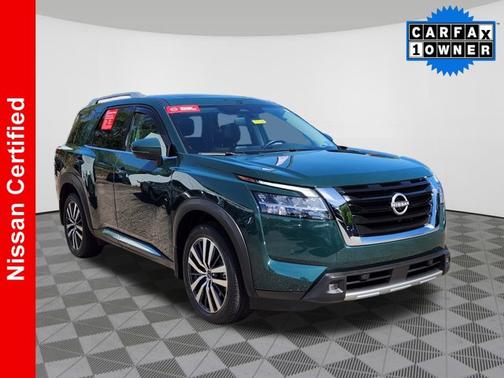 2022 Nissan Pathfinder Platinum