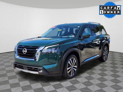 2022 Nissan Pathfinder Platinum
