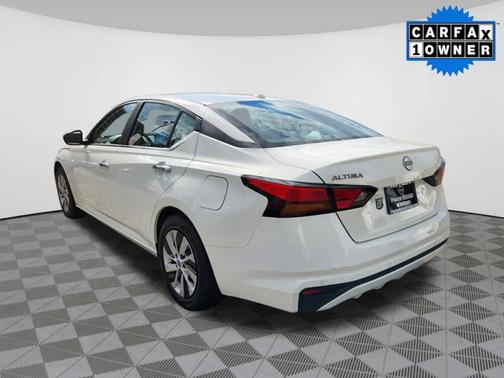 2025 Nissan Altima S